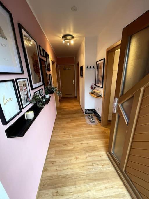 Cozy Wilkipartment Bis 4 Pers - Hund - Netflix - Wlan - Wintergarten - Coffeebar - Popcorn Verl Bagian luar foto